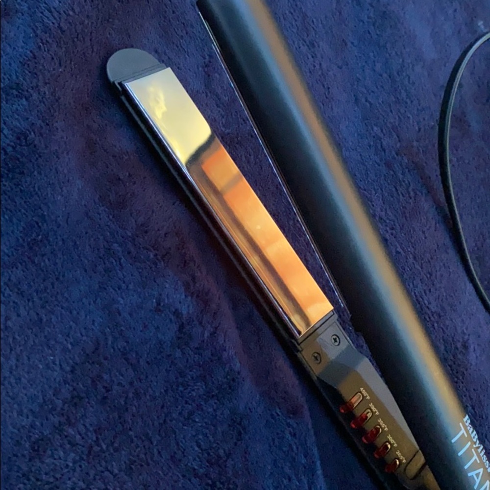 BaByliss Pro Titanium Hair Flat Iron 1’